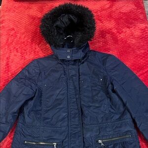 Express Navy blue Puffer jacket coat  with Black Fur Hood size medium M